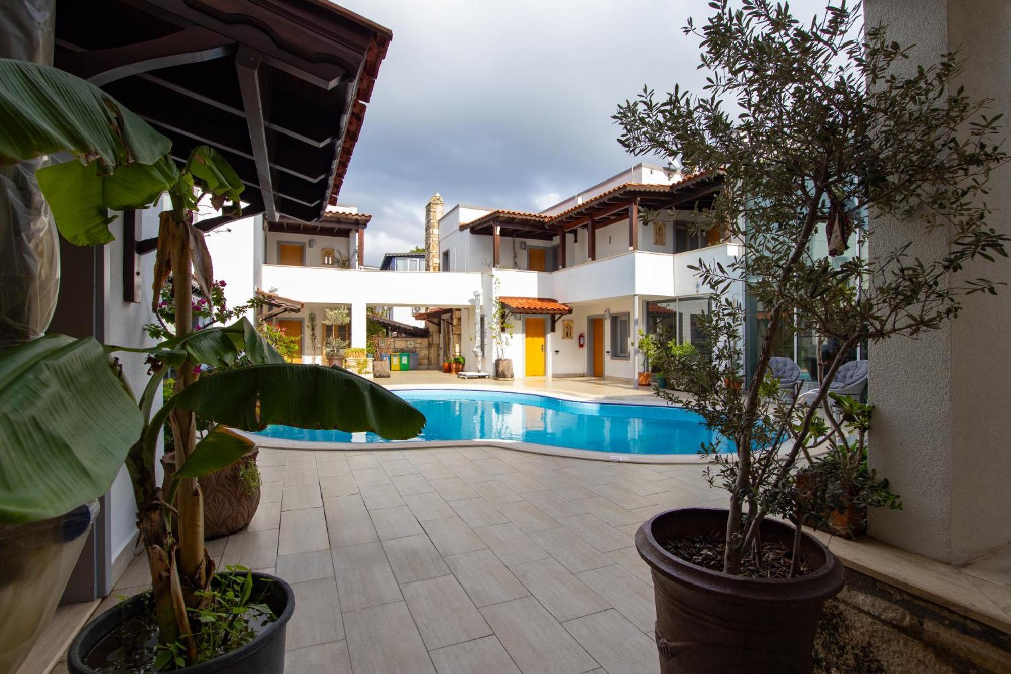 Hotel Pier Bodrum Marina ภายนอก รูปภาพ